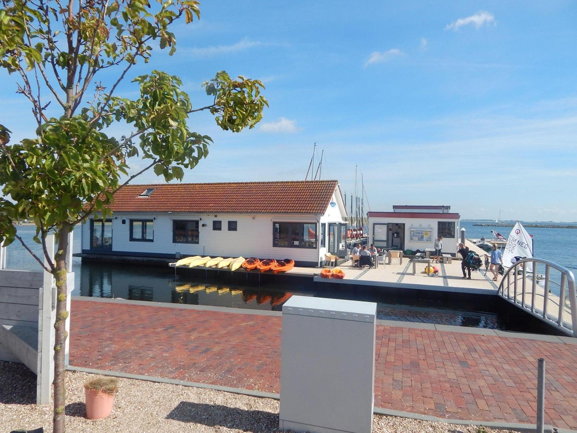 Wunderschoenes-Freistehendes-Ferienhaus-An-Der-See-Sauna-Strand-Yachthafen-Wlan Bruinisse Zewnętrze zdjęcie